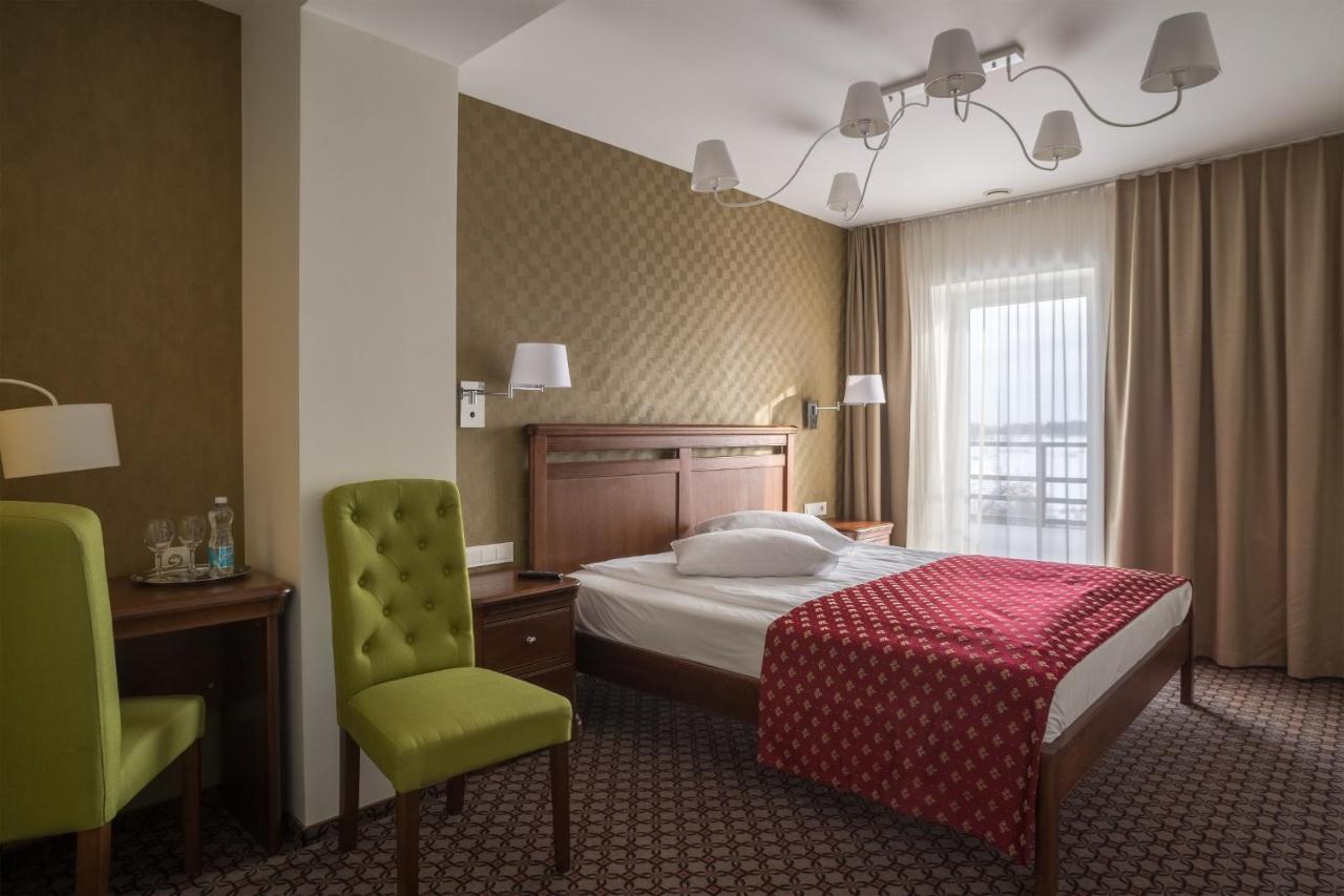 Hotel Sinchronas Telšiai Zewnętrze zdjęcie